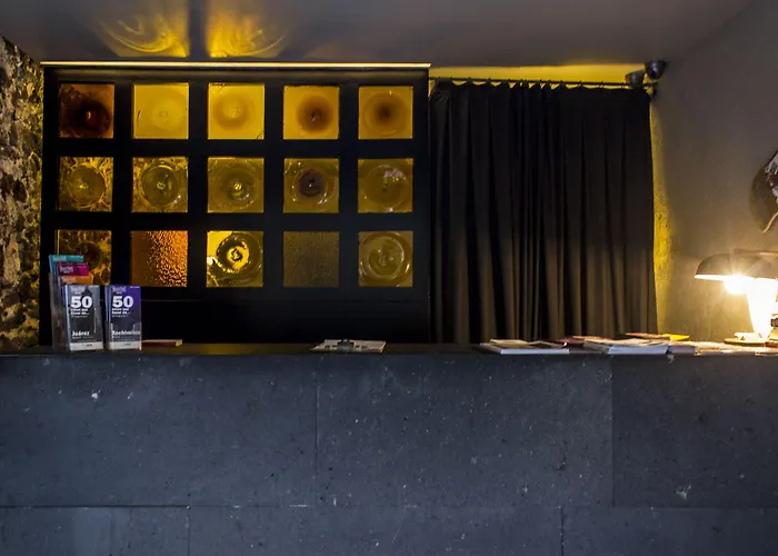 Downtown Beds Hostel *